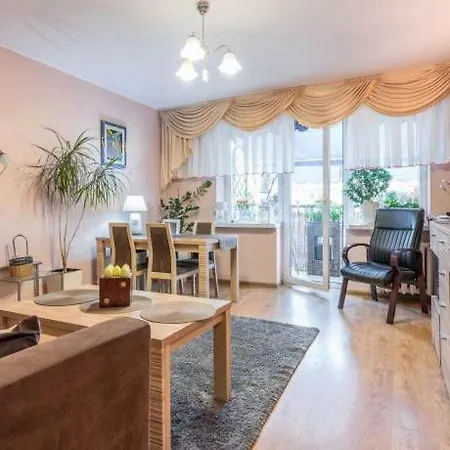 Apartament Przy Deptaku Apartman
